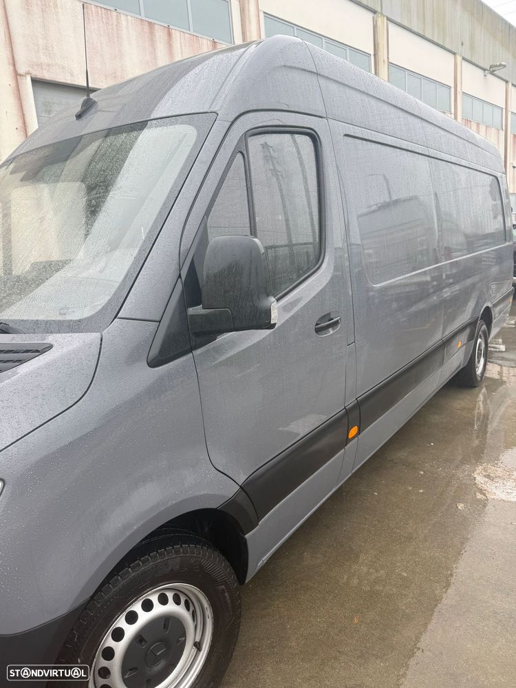 Mercedes-Benz Sprinter 319 CDI - 11