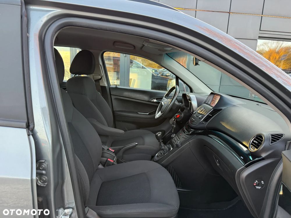 Chevrolet Orlando 1.8 LT+ - 26