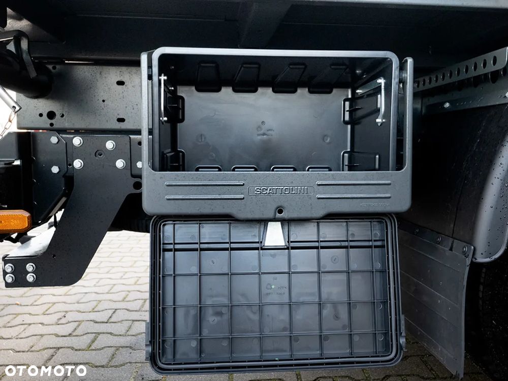 Iveco Daily 35C18H wywrotka fabryczna - 12