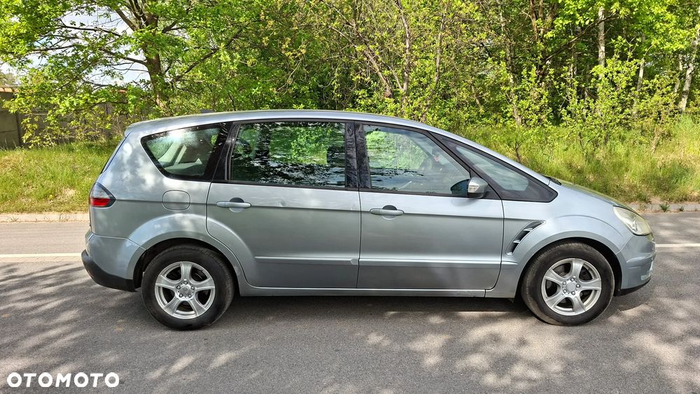 Ford S-Max - 8