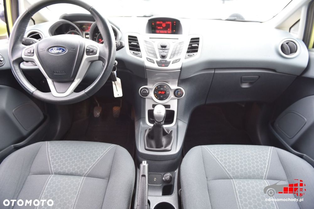 Ford Fiesta - 23