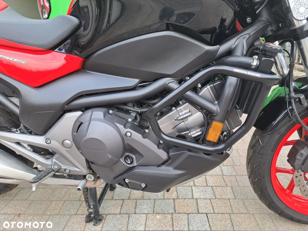 Honda NC - 28