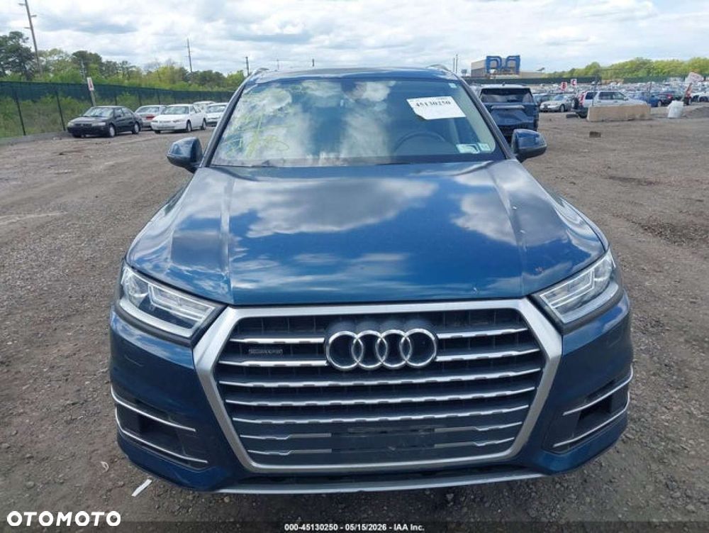 Audi Q7 - 9