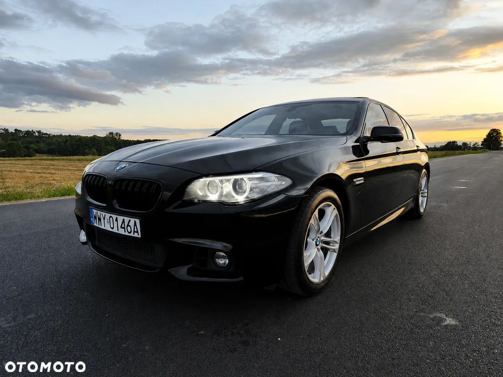 BMW Seria 5 528i - 2