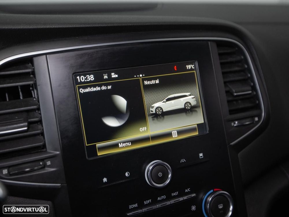 Renault Mégane Sport Tourer - 14