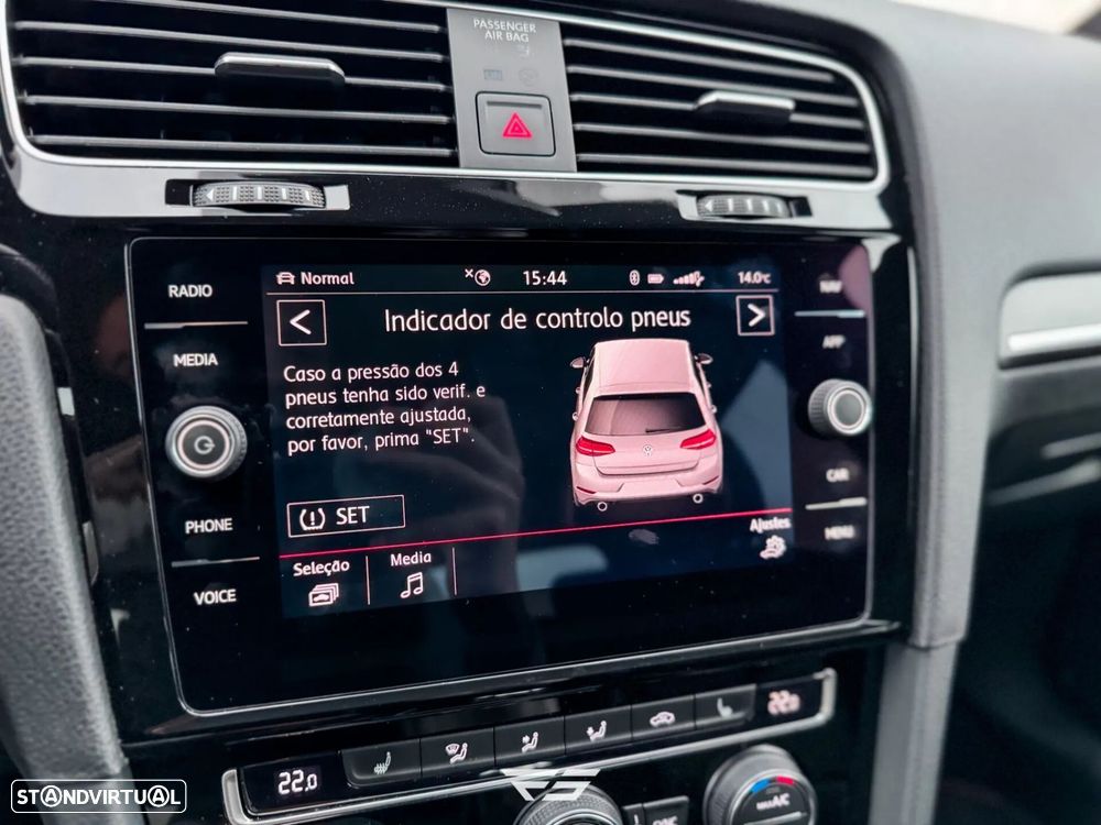 VW Golf 2.0 TSI GTi TCR DSG - 42