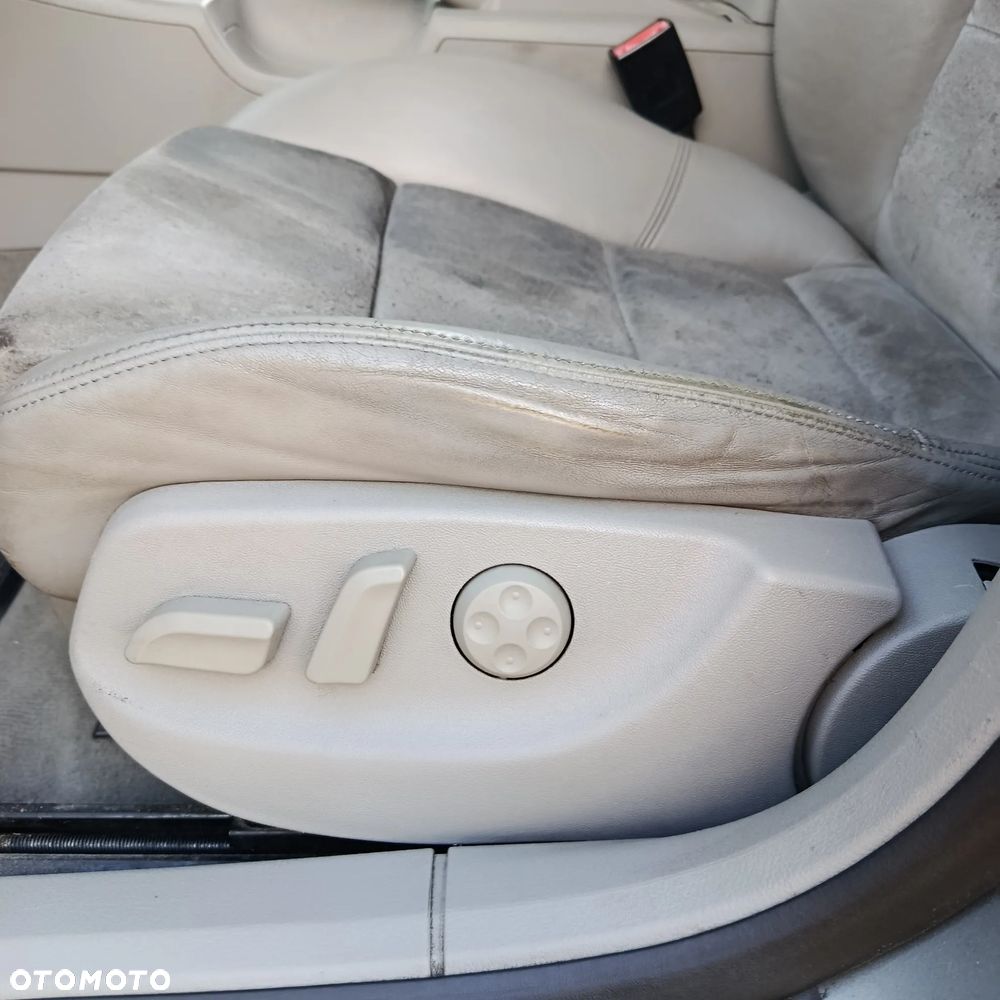 Audi A4 Avant - 10