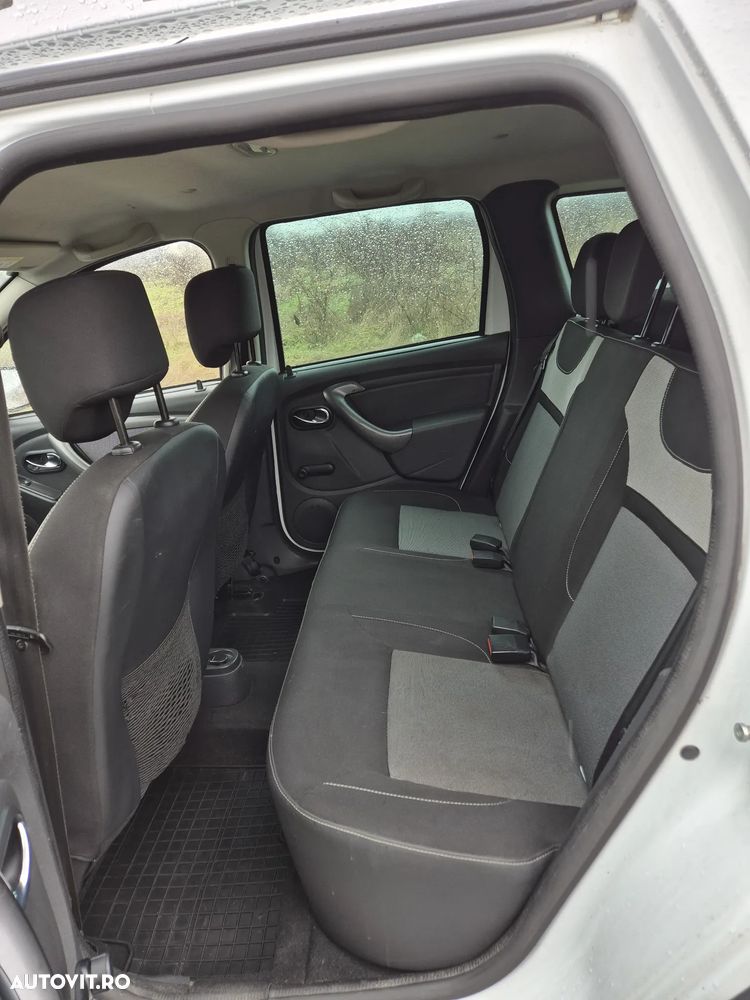 Dacia Duster dCi 110 FAP 4x4 Laureate - 15