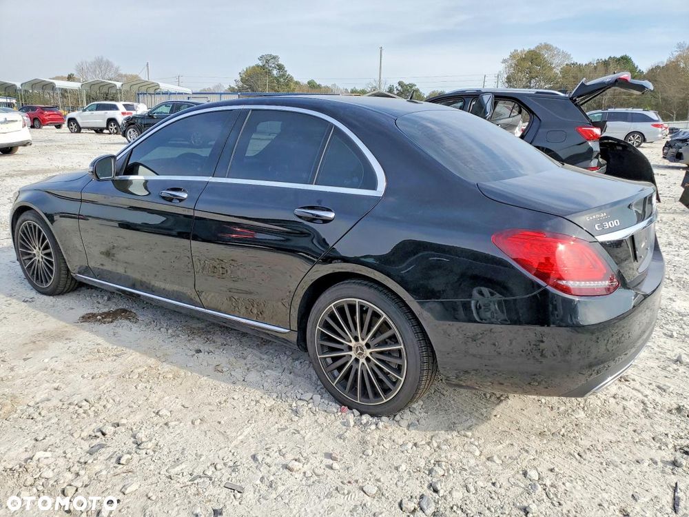 Mercedes-Benz Klasa C 300 9G-TRONIC Avantgarde - 5