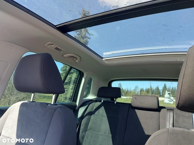 Volkswagen Tiguan 2.0 TDI DPF 4Motion BlueMotion Technology DSG Sport & Style - 5