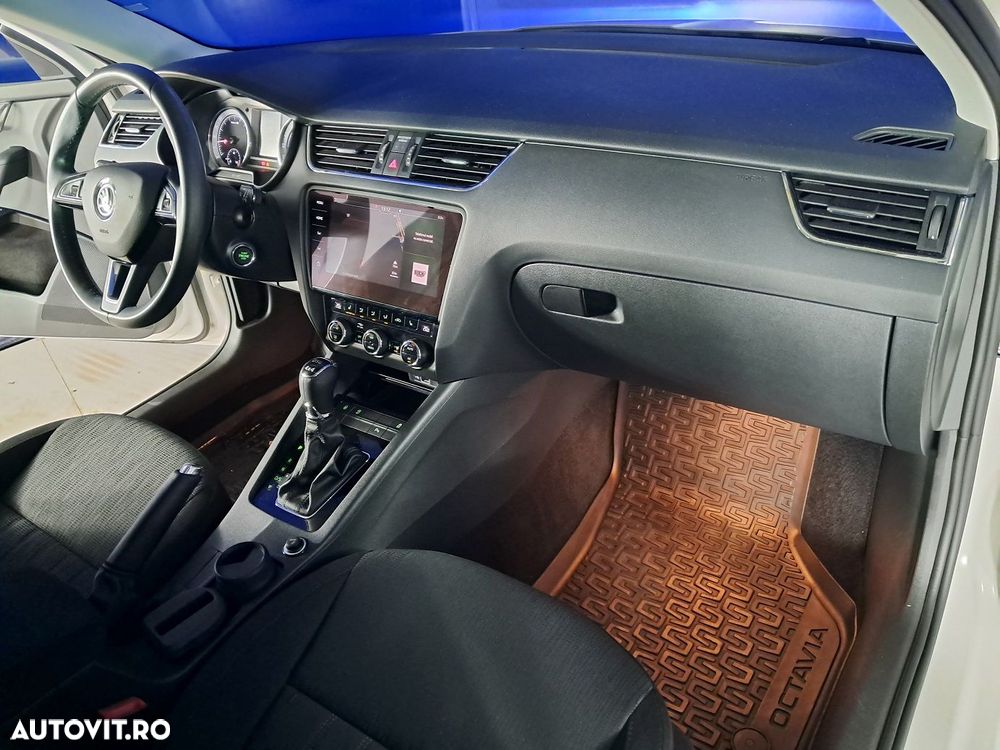 Skoda Octavia - 18