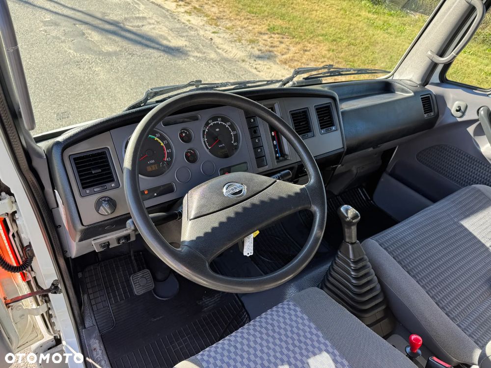 Nissan Atleon 35.13 * 3.0 / 130KM * Rama do zabudowy * Możliwość zabudowy * - 25