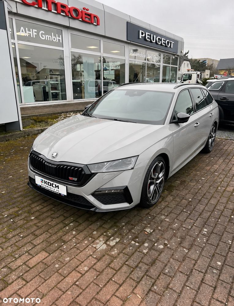 Skoda Octavia - 1