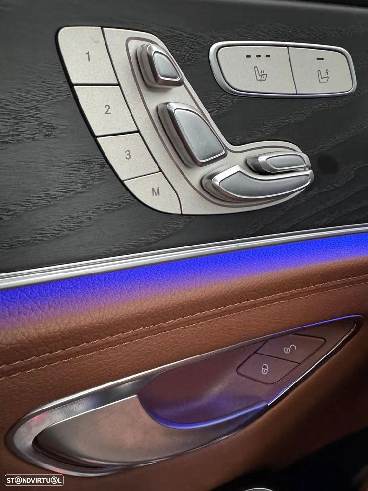 Mercedes-Benz E 300 de AMG Line - 14