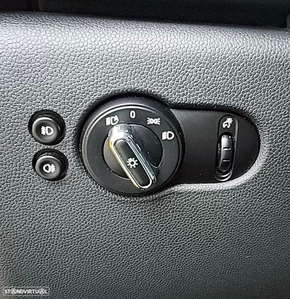 MINI 3 Portas Cooper SD - 22