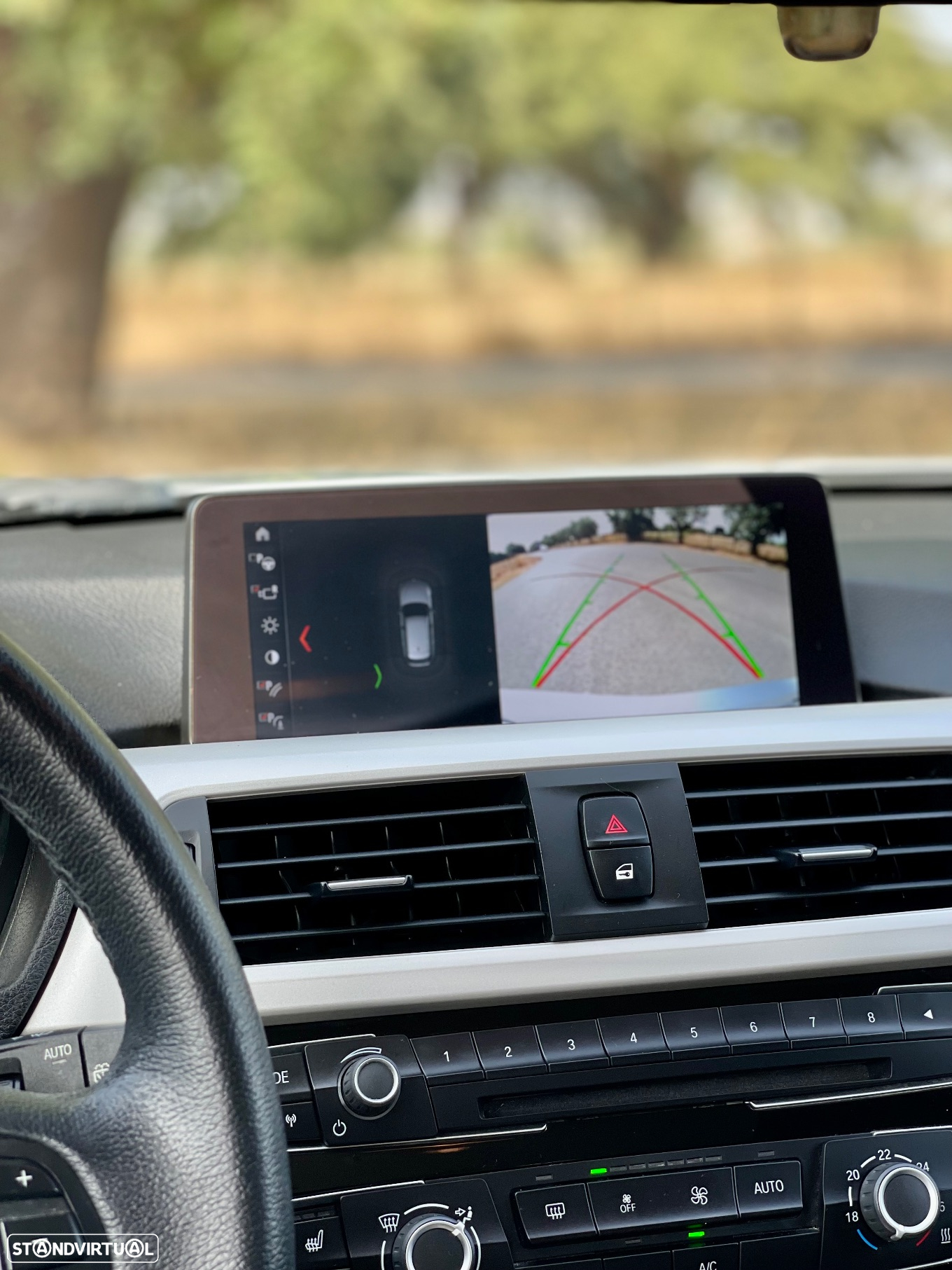 BMW 320 d Touring xDrive Auto - 17