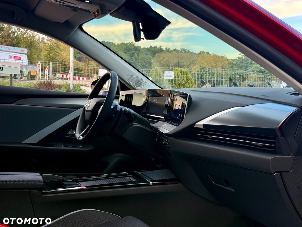 Opel Astra 1.2 T Edition S&S - 16