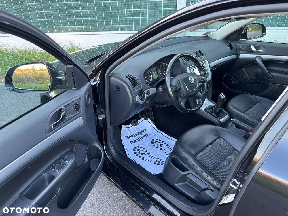 Skoda Octavia Combi 1.4 TSI IMPULS EDITION - 24