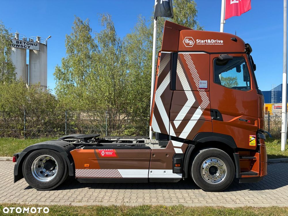 Renault T480 HIGH SLEEPER CAB - 3