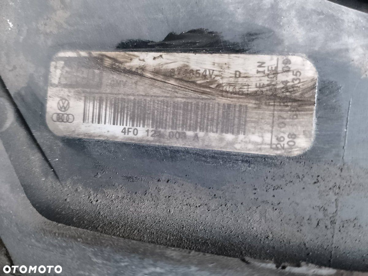 PAS PRZÓD, WZMOCNIENIE CZOŁOWE AUDI A6 C6 2.4 8V BENZYNA SEDAN 4F0121003A - 2