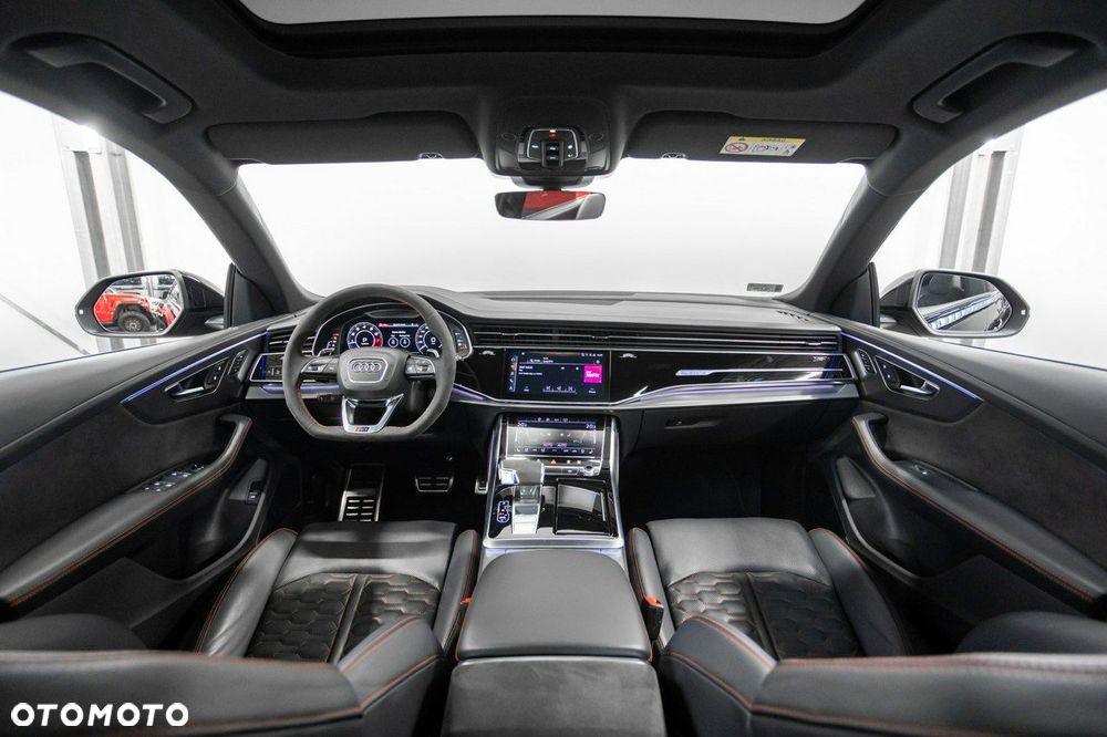 Audi RS Q8 - 22