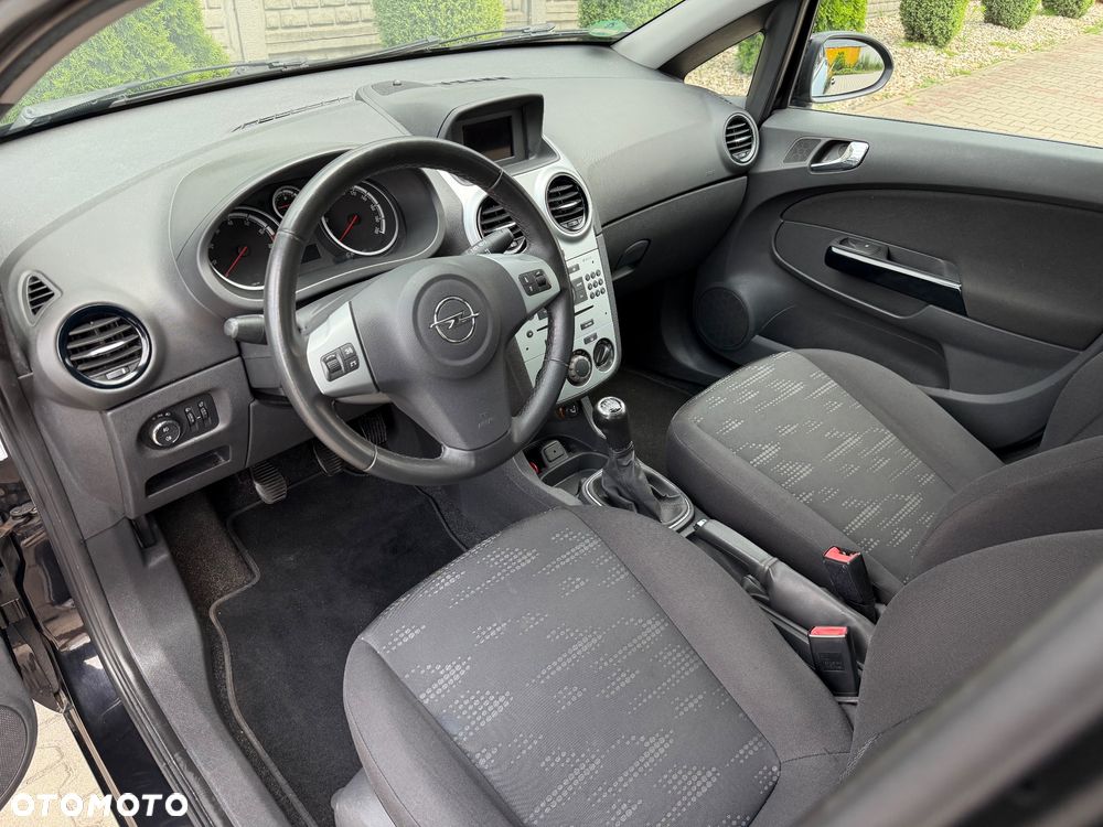 Opel Corsa 1.4 16V Navi - 22