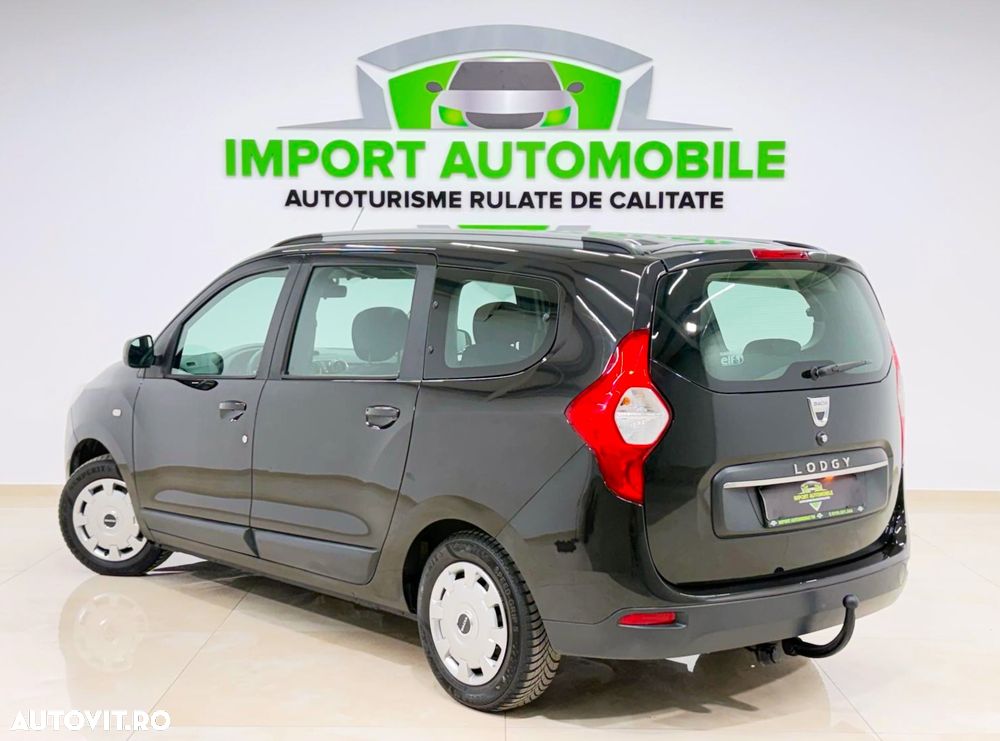 Dacia Lodgy dCi 90 Essential - 13