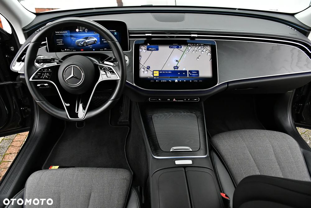 Mercedes-Benz Klasa E 200 Avantgarde - 27