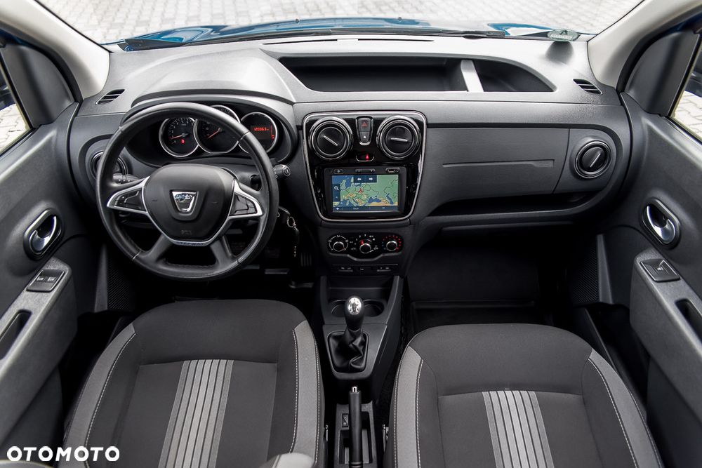 Dacia Dokker TCe 115 Stepway Celebration - 35