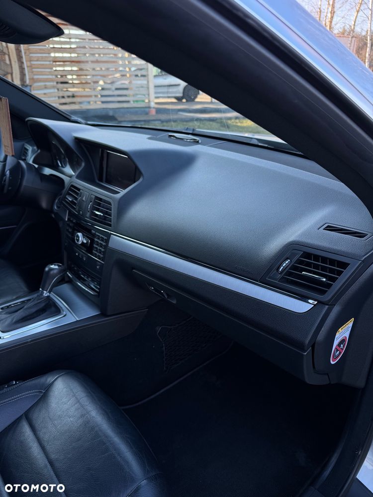Mercedes-Benz Klasa E 350 CDI BlueEff - 11