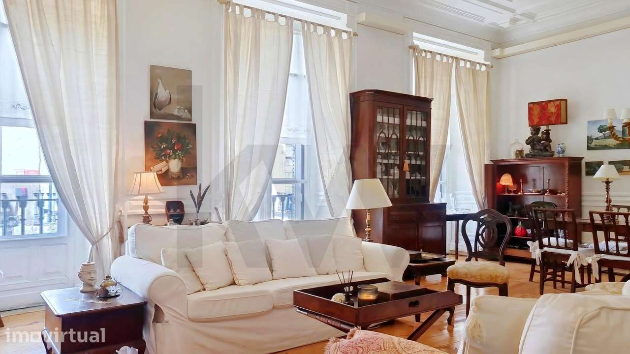 T3 de Charme na Baixa, junto ao Rio: Sala com 55 m2, Terraço de 12m2 e - Grande imagem: 4/33