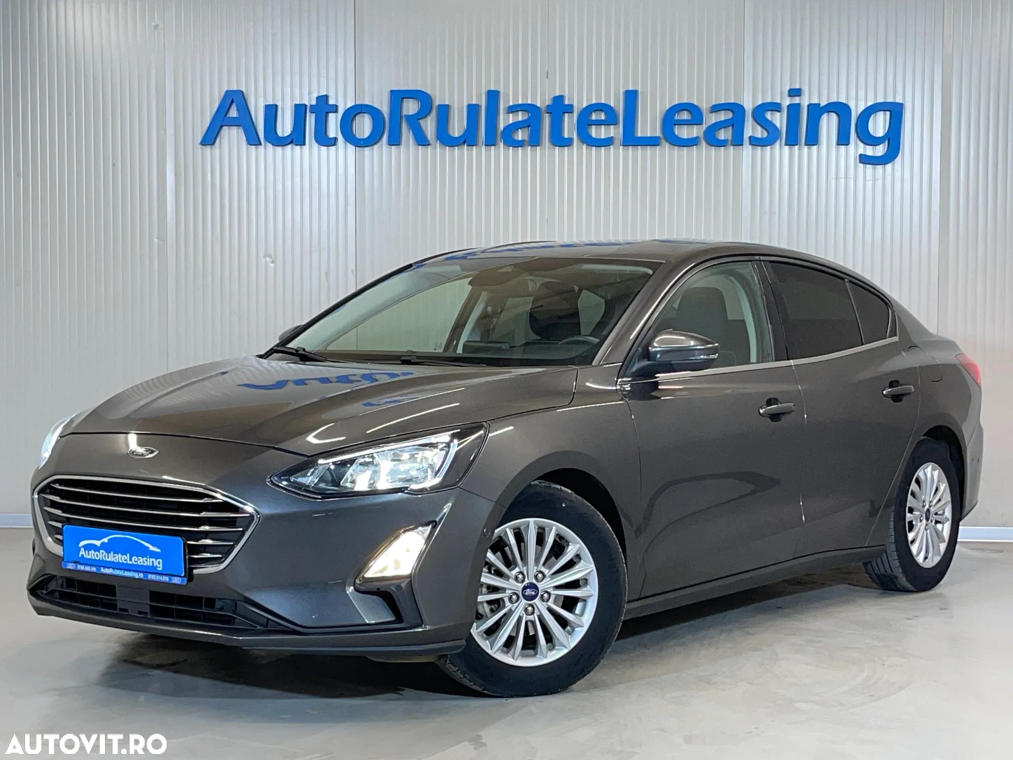 Ford Focus 1.0 EcoBoost Titanium Business - 1