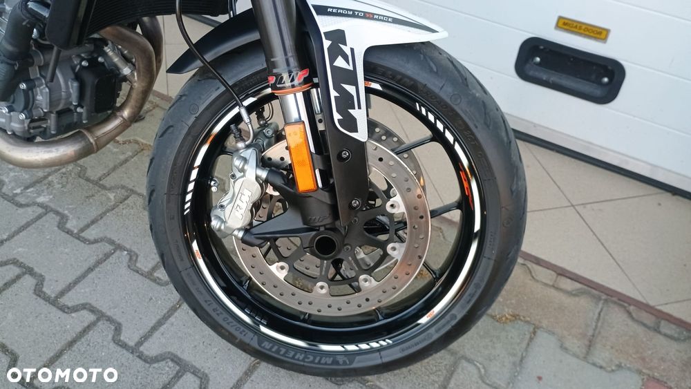 KTM Duke - 23
