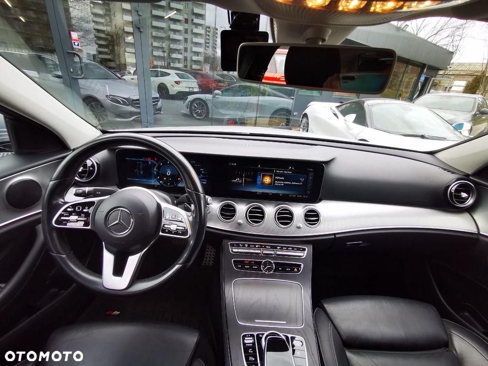 Mercedes-Benz Klasa E 200 d 9G-TRONIC - 8