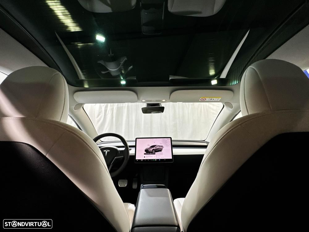Tesla Model 3 Performance Dual Motor AWD - 28