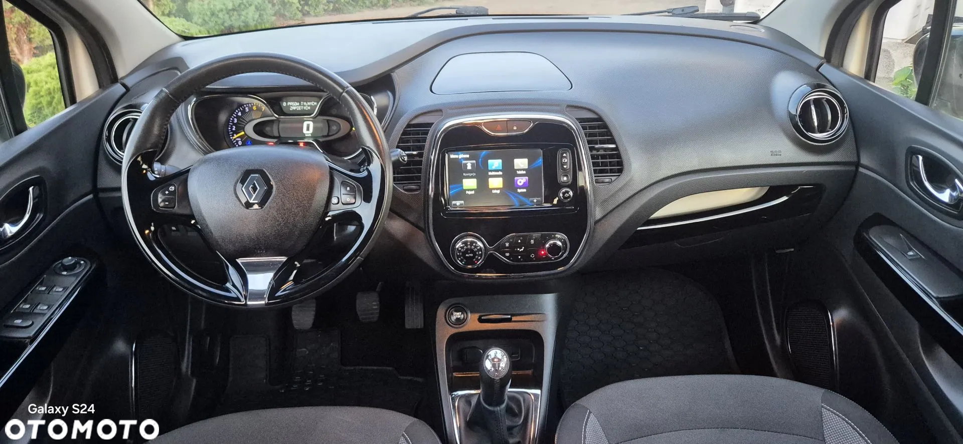 Renault Captur 0.9 Energy TCe Helly Hansen - 12