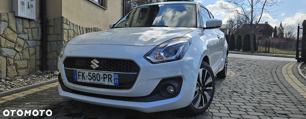 Suzuki Swift 1.2 Premium Plus - 6