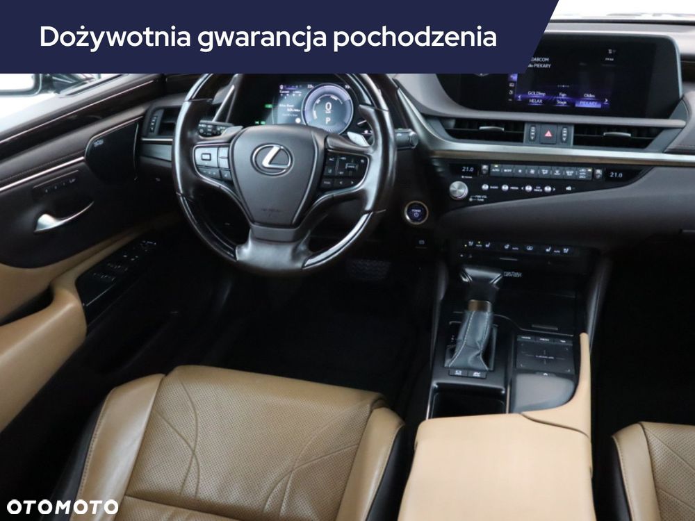Lexus ES - 9