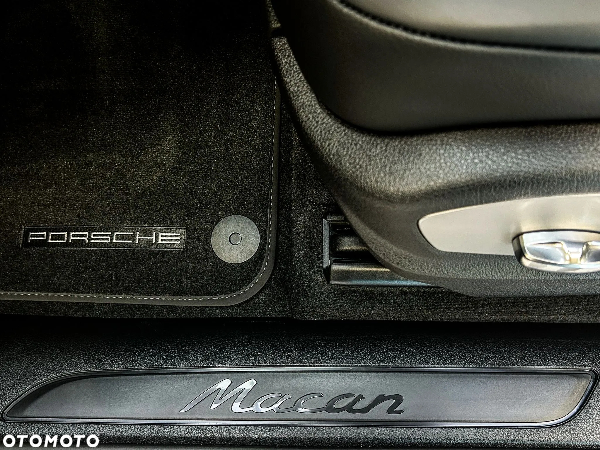 Porsche Macan Standard - 21