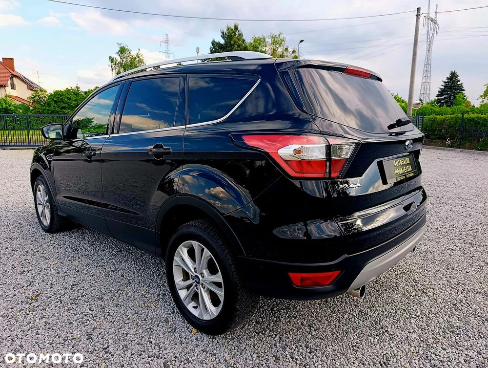 Ford Kuga 2.0 TDCi 2x4 Titanium - 9