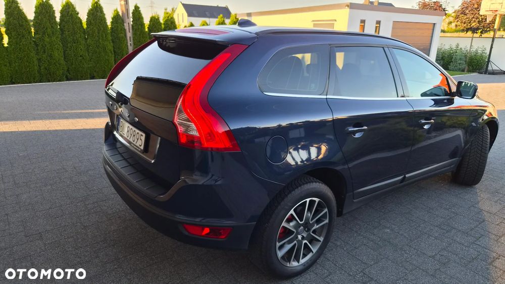 Volvo XC 60 D4 Geartronic Momentum - 27