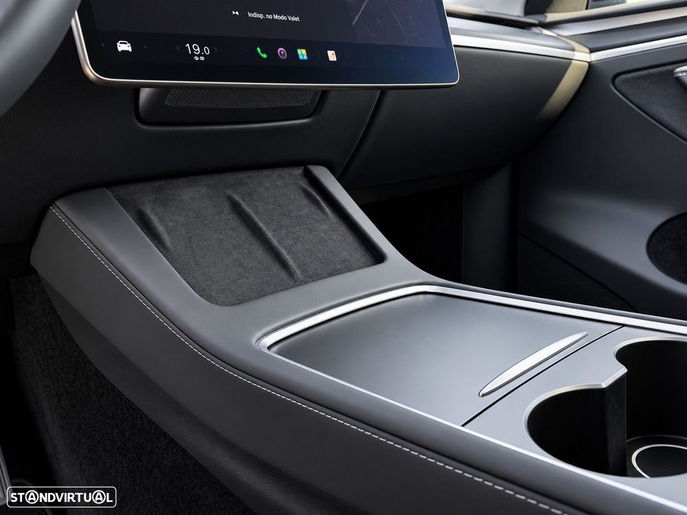 Tesla Model Y Standard - 10