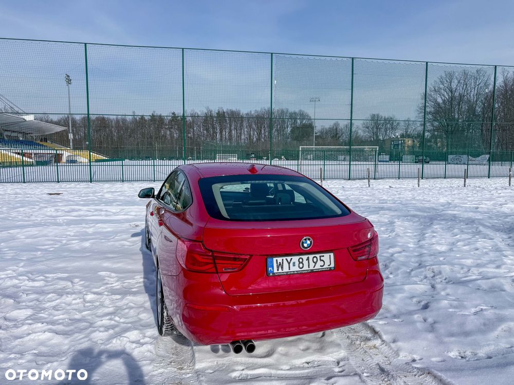 BMW 3GT 320i xDrive Sport Line - 3