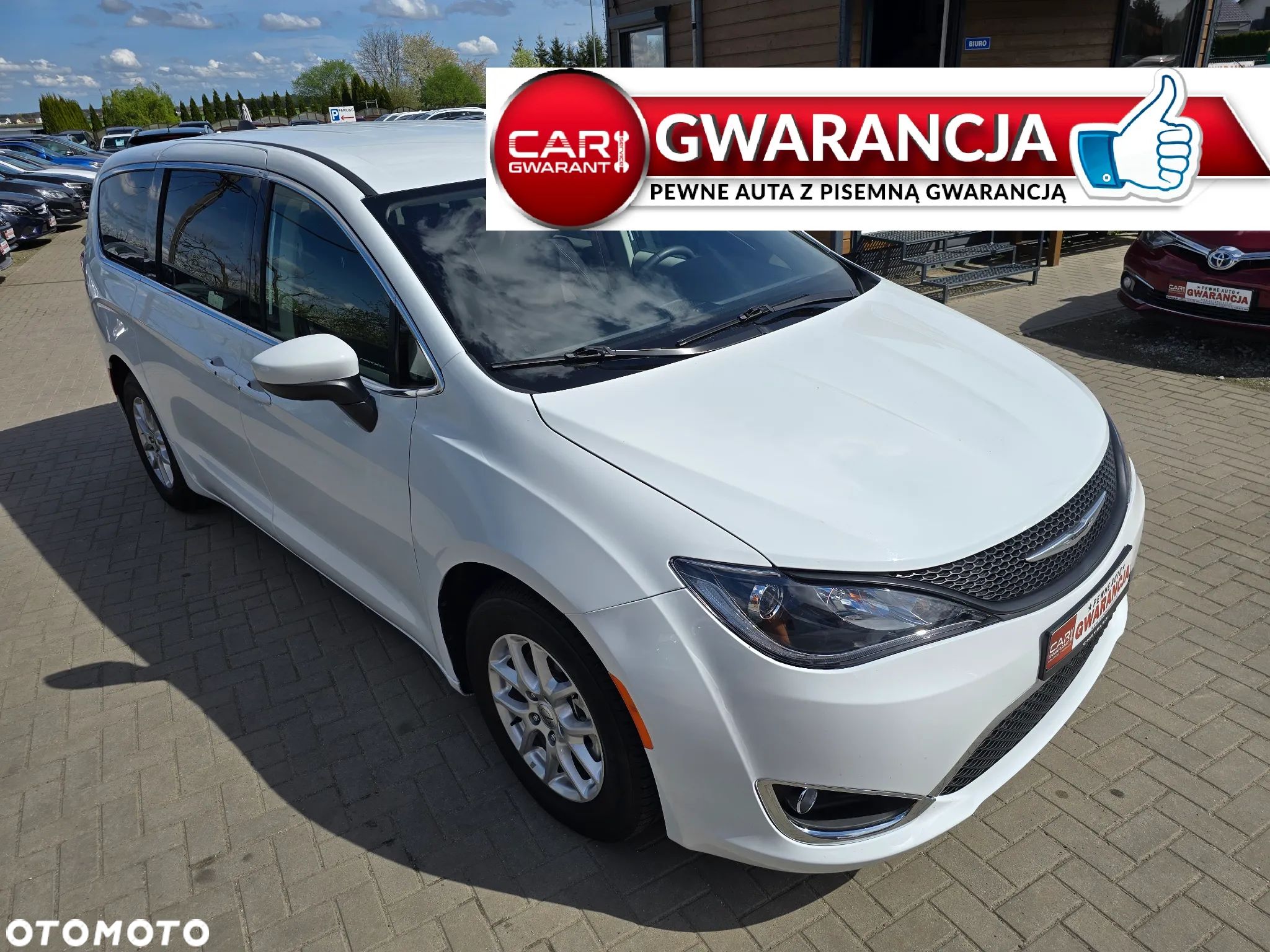 Chrysler Pacifica - 1