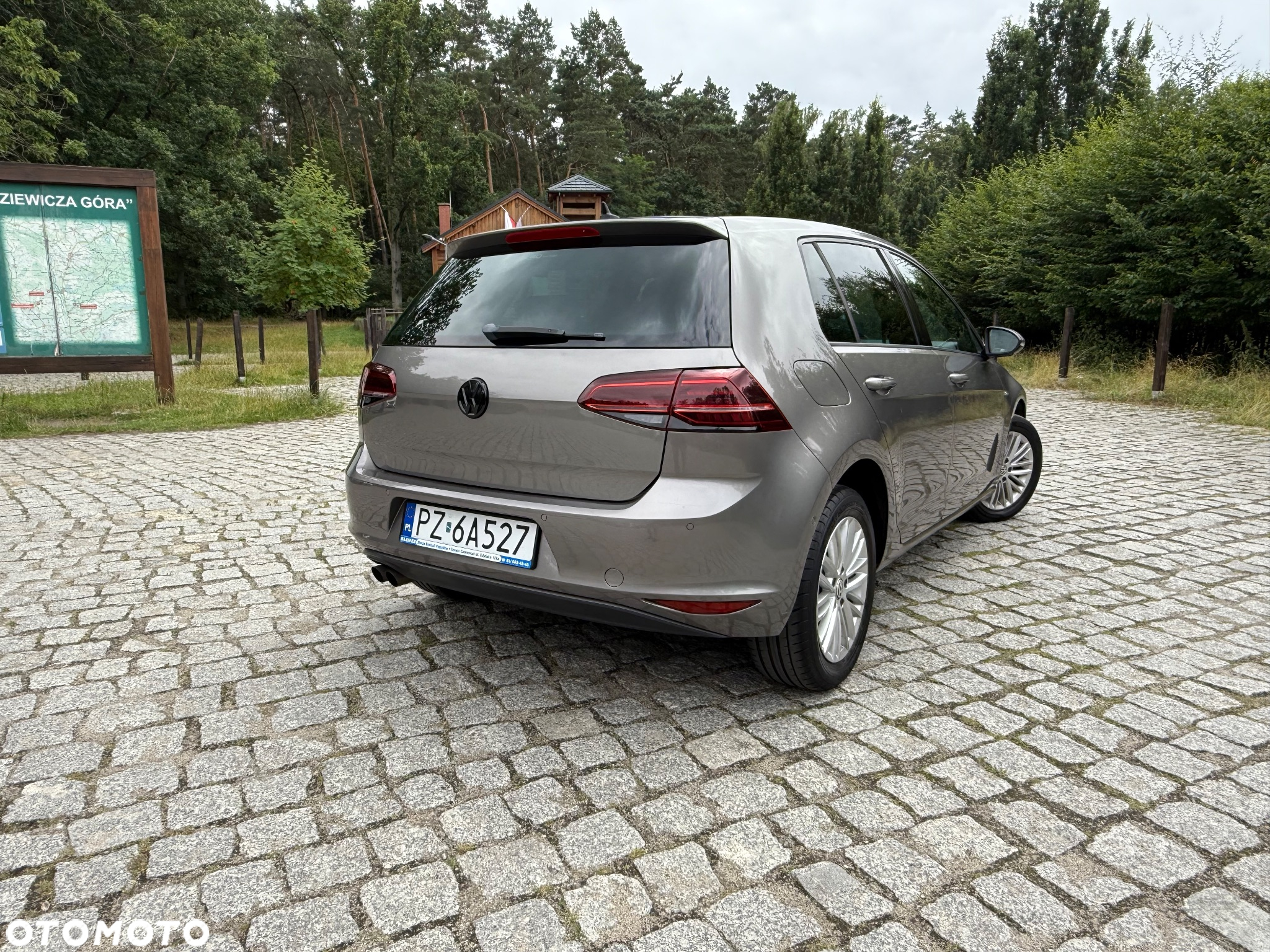 Volkswagen Golf 1.4 TSI BlueMotion Technology DSG Cup - 5
