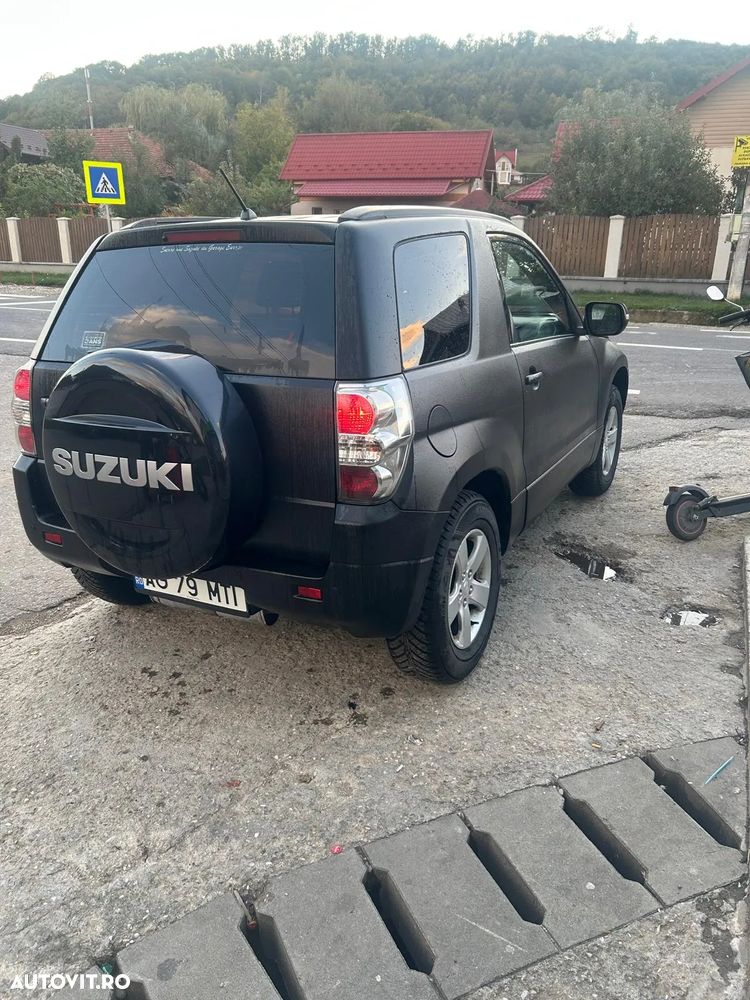 Suzuki Grand Vitara 1.9 DDIS JX - 19