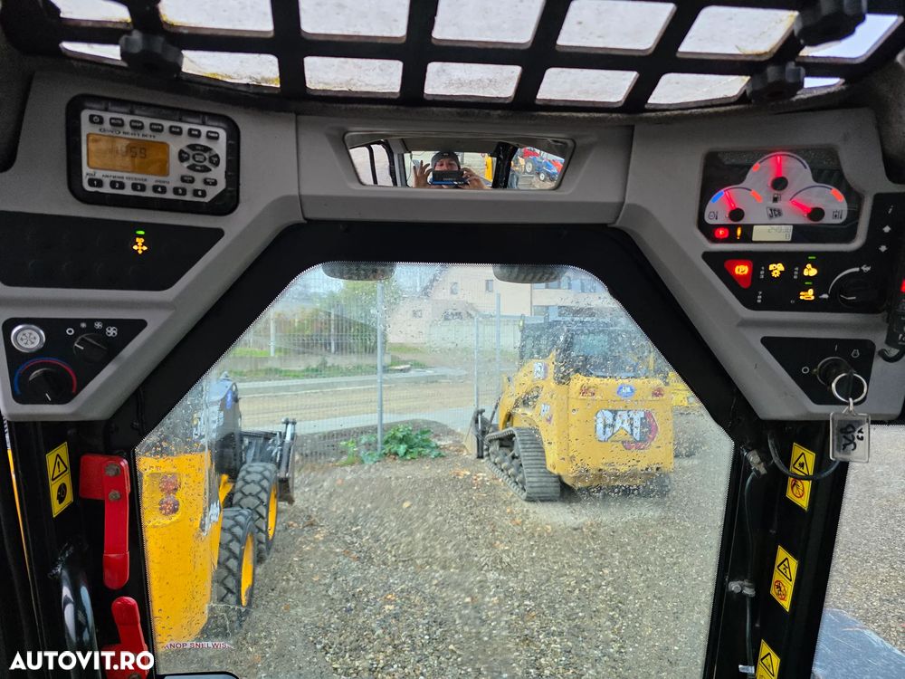 JCB 250 T4 skid steer miniincarcator bobcat - 9