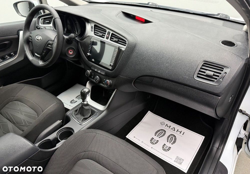 Kia Ceed 1.4 CVVT Attract - 16