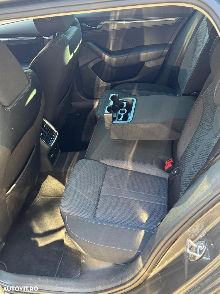 Skoda Octavia 2.0 TDI DSG Ambition - 16