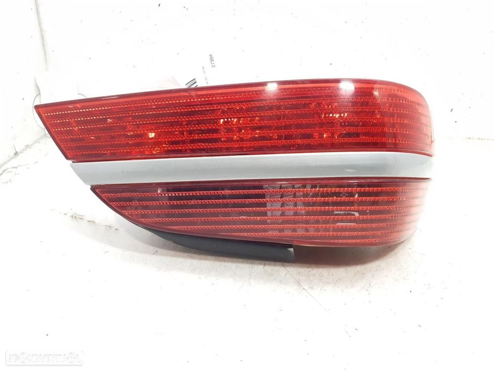 FAROLIM TRASEIRO ESQUERDO PEUGEOT 406 2000 -6350E8 - 3